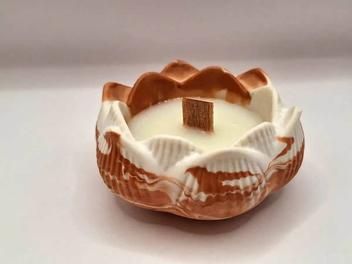 Bougie fleur de lotus en Jesmonite